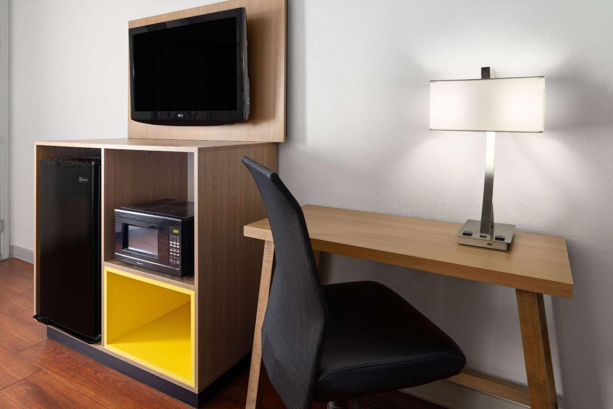 Days Inn By Wyndham Americus Luaran gambar